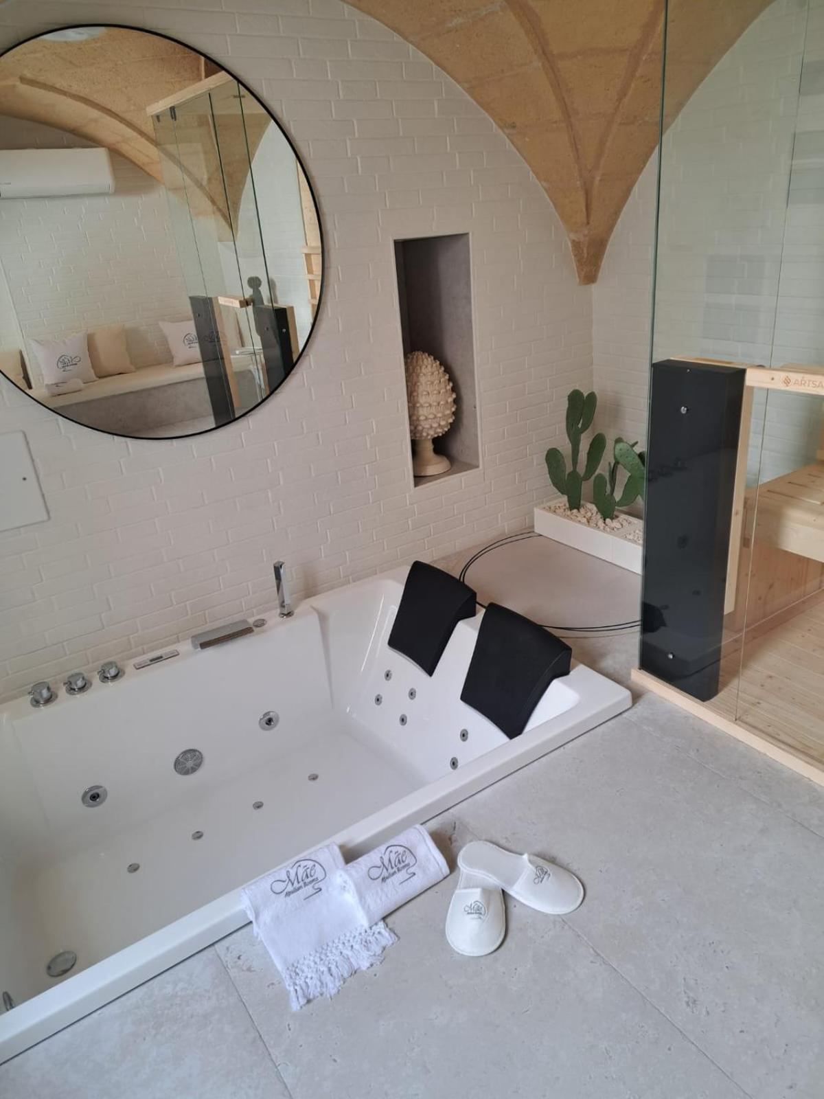 Mae Apulian Rooms Grottaglie Exterior photo