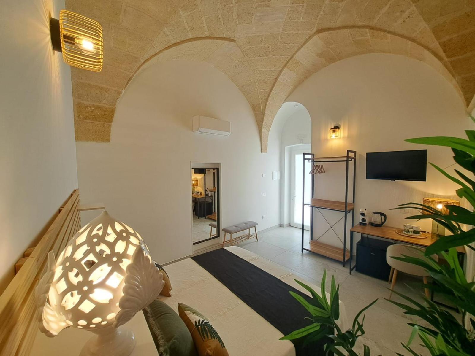 Mae Apulian Rooms Grottaglie Exterior photo